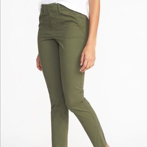 OLD NAVY Mid-Rise Pixie Pants